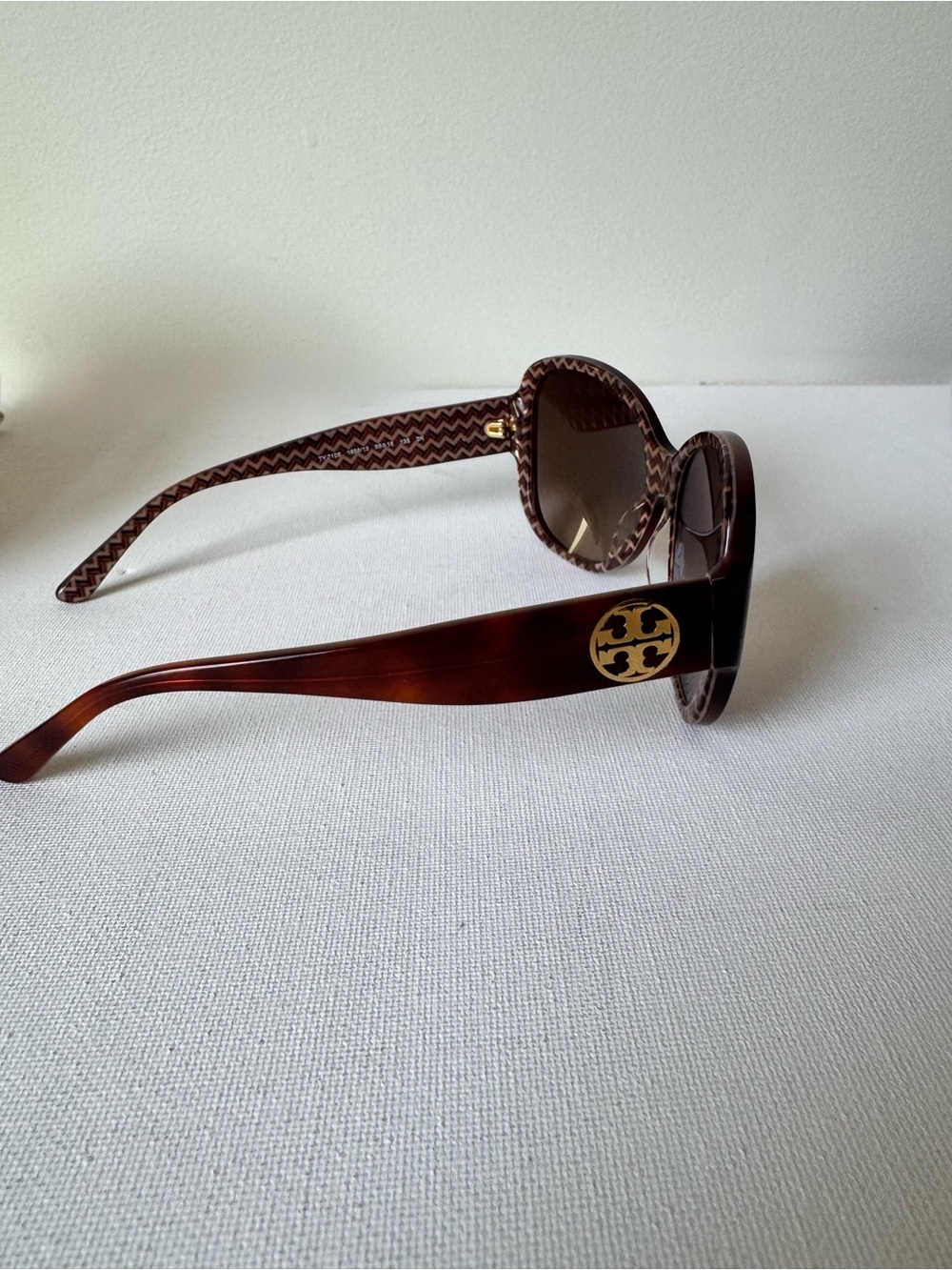 Tory Burch Oversized Sunglasses in Brown with Orange Case - Picture 9 of 16